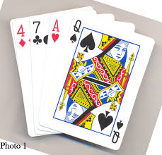 In theory, the limit for a game with one deck of 36 cards is six players, but this extends a considerable advantage to the player who attacks first, and a considerable disadvantage. Play Idiot Solitaire To Avoid Boredom Buzzard S Roost