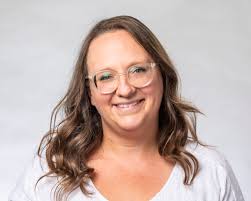 Susan Minnick's Instagram, Twitter & Facebook