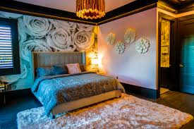 Maybe you would like to learn more about one of these? 75 Beautiful Wallpaper Bedroom With Pink Walls Pictures Ideas August 2021 Houzz