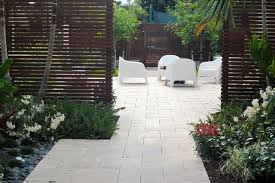 World landscape architecture is the leading landscape architecture industry website for landscape architects and design professionals. Front Yard Landscape South Florida Contemporary Garden Miami By Matthew Giampietro Garden Design Houzz Au