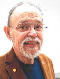 Roger Weiss's Instagram, Twitter & Facebook