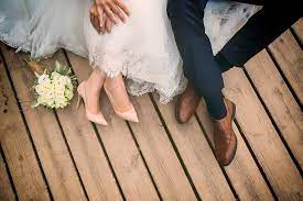 Maybe you would like to learn more about one of these? Fur Die Hochzeit Perfekte Schuhe Finden Tipps Und Ideen