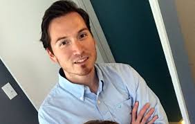 Carlos Wolff's Instagram, Twitter & Facebook