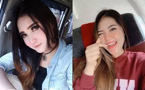 Sejarah dangdut koplo di jawa timur pada perkembangannya, dangdut yang semula dimaknai sebagai musik melayu dan india pada 1970an, dan kemudian dimaknai ulang sebagai musik nasional pada era 2000an (weintraub, 2012:235). Gali Sejarah Dangdut Koplo Yang Selalu Bikin Ingin Goyang Yuk Portal Wanita Muda