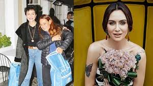 Maybe you would like to learn more about one of these? Birce Akalay Dan Ceyiz Sakasi