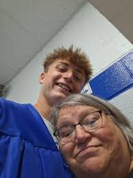 Tammy Norsworthy's Instagram, Twitter & Facebook