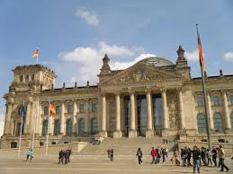 3.jerman adalah negara pertama yang menerapkan 'daylight saving time' untuk menghemat energi. 10 Objek Wisata Berlin Yang Bisa Dikunjungi Dalam 1 Hari Tips Traveling Eropa Jerman German Culture Blog