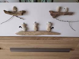 Petit tableau acrylique sur contreplaqué avec galets. Mlle La Fee Creation Tableau Bois Flottes Et Galets Facebook