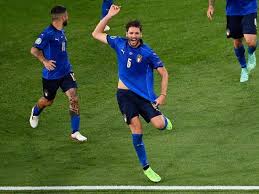 Check spelling or type a new query. Locatelli The Extra Man Of The National Team Who Reached The Highest Point In Blue Corriere It Conradatkinson News