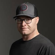 Daniel Iser (@daniel_iser)