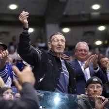 Wayne gretzky said in a social media post thursday night that his father battled parkinson's disease and other. Maple Leafs Mourn The Loss Of Walter Gretzky The Hockey News On Sports Illustrated