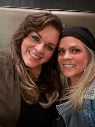 Even a labor delivery nurse and her nurse practitioner husband choose to  birth at home- what a powerful testament this is to the sacred beauty of  natural birth. Swipe to see video