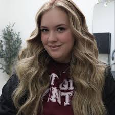 Emma Ahle-Ambition Hair Studio-Liberty MO