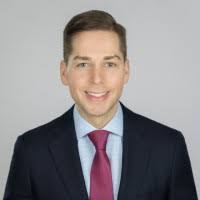 100+ profilů „Brustein“