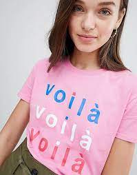 Dropped shoulder and scalloped hem. Bershka Voila T Shirt In Rosa Asos