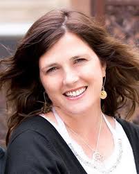 Julie Diers's Instagram, Twitter & Facebook