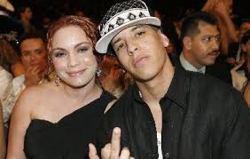 Mirredys gonzalez ayala & daddy yankee. Mireddys Gonzalez Wiki Age Daddy Yankee S Wife Bio Family