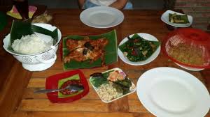 Hotel ponorogo daftar penginapan homestay villa guest house dengan tarif murah mulai dari 75.000 pelayanan memuaskan fasilitas lengkap tempat aman & nyaman. Ayam Panggang 77 Banjarejo Madiun Ulasan Restoran Tripadvisor