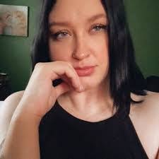 Vanessa Artiga's Instagram, Twitter & Facebook