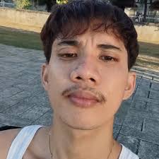 You're at work and your wife sends you this picture.