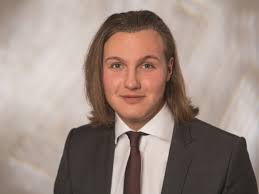 Lorenzo Thomas, Finanzexperte at finanzen.xx