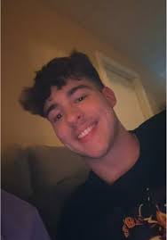 Andrey Holt Official