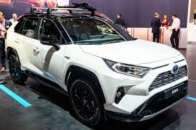 What we love about this crossover suv is its large cargo capacity. Recall Alert For Toyota Rav4 Models With Failing Suspensions
