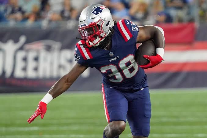 Where Patriots players are ranked in fantasy football