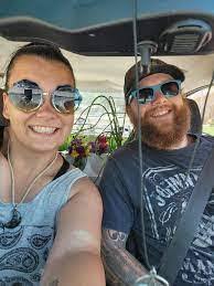 Robin Oestreich's Instagram, Twitter & Facebook