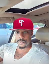 my name is Joshua Cooper im currently incarcerated and will be getting out  really soon im 39 years old i have kids im out going out spoken down to  earth type of