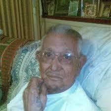 Darin Andrews's Instagram, Twitter & Facebook