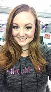 Amber Dunmire's Instagram, Twitter & Facebook