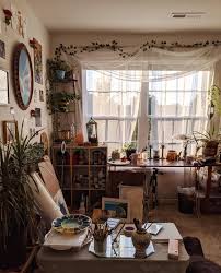 It is a movement that takes us back to the skills, crafts, and agricultural life, embracing simple and more sustainable living concerning nature. Have Been Spending The Past 2 Weeks Making This Cottagecore Esque Art Studio Cottagecore