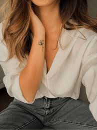 27 Cute Small Tattoos That Are Barely Noticeable Society19 In 2020 Poppies Tattoo Tattoos Mom Tattoos