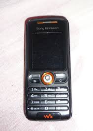 File:Sony Ericsson W200i Rythm Black (1 ...