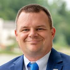 Kyle Yeager's Instagram, Twitter & Facebook