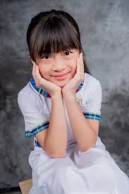 Merry Christmas 🎄 未放假先興奮😆 人均$4XX包食包住包跳包放電❤️ Well~ 今年我地又去Staycation啦🤭  房價已包埋兩大1小/ 1大兩小入場狂彈90分鐘，主題房連露台，一家人自助早餐、來回Shuttle，仲有一大包禮品包比你帶回家🤩  兩小玩彈床習慣要玩專業的，12000呎場地跑 ...