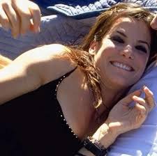 Honey 💕 you're looking at my post, and you can't even say “hi” to me… or  maybe you don't love me anymore 💔 It's me, Sandra Bullock , and I just want