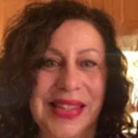 Catherine Derose's Instagram, Twitter & Facebook