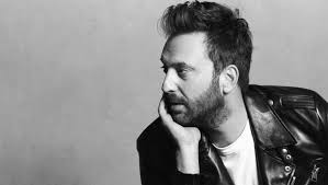 L'attesissimo ritorno di Cesare Cremonini: annunciato tour negli stadi e un  nuovo singolo