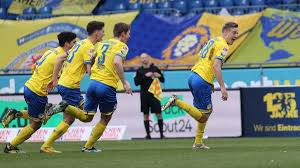 Sky sport hd resolution : Kroos In Der Nachspielzeit Eintracht Braunschweig Sv Sandhausen 1 0 Kicker
