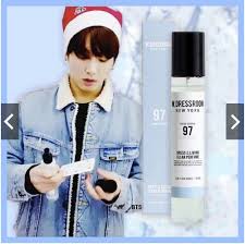 Cove at batavia pik adalah salah satu tempat nongkrong baru yang bisa menjadi pilihan jika anda mencari tempat nongkrong dan berburu kuliner di ruang terbuka. Bts Jungkook Perfume W Dressroom Army Of Bangtan Kshop Facebook
