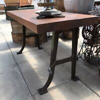 The rectangular tabletop is spacious enough to place your tablet, book or drink. Kq4ptbqnf00xcm