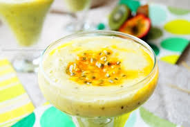 Smoothie Exotique Banane Kiwi Fruit De La Passion Recette Smoothie Banane Kiwi Recettes De Jus Sains Fruit De La Passion