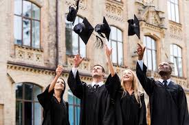 كل ما تريد معرفته عن مدينة كامبريدج البريطانية والدراسة فيها