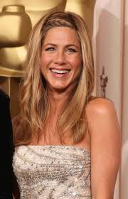 Pubblichiamo sia acconciature semplici con tutorial per imparare sia pettinature eleganti per cerimonie, raccolti per matrimoni e per le spose. Acconciature Capelli Lunghi Idee Cool E Facili Da Copiare Pourfemme