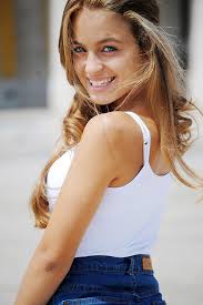 Bruna quintas interesting facts, biography, family, updates, life, childhood facts, information and more Picture Of Bruna Quintas