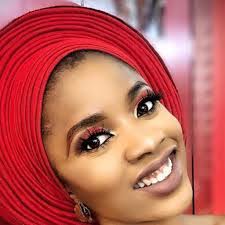 Jenifer Paul's Instagram, Twitter & Facebook