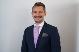 2 zimmer wohnung mit einer begehrten freizeitwohnsitz widmung in zentraler lage in kirchberg. Immobilien Spezialisten Volksbank Raiffeisenbank Bayern Mitte Eg