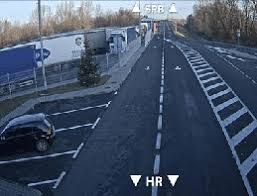 Asta nu inseamna ca nu e posibil sa dai de o statie mobila amplasata oriunde( sunt vizibile !). Tompa Kelebija Grenzubergang Webcam Live